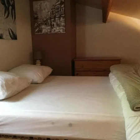 Holiday home Mazet Tournesol Aux Portes Du Verdon Saint-Martin-de-Bromes