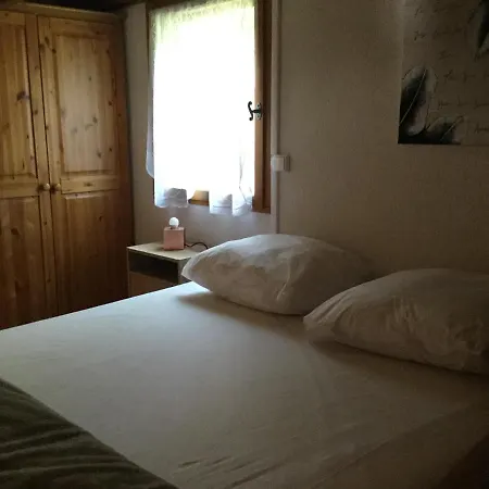 Mazet Tournesol Aux Portes Du Verdon Holiday home Saint-Martin-de-Bromes